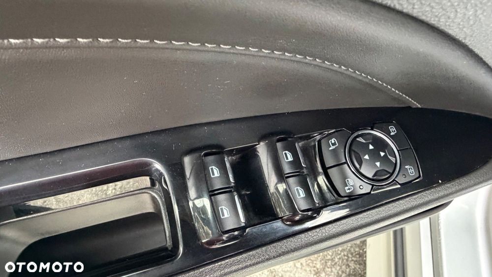 Ford Mondeo - 19