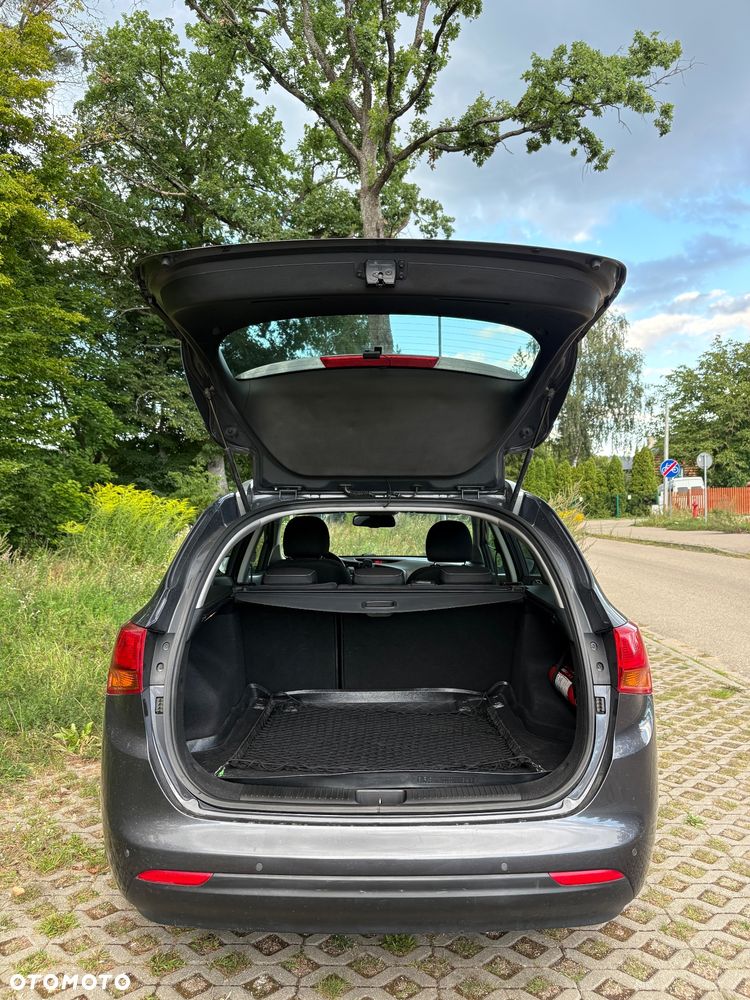 Kia Ceed 1.6 GDI L DCT - 10