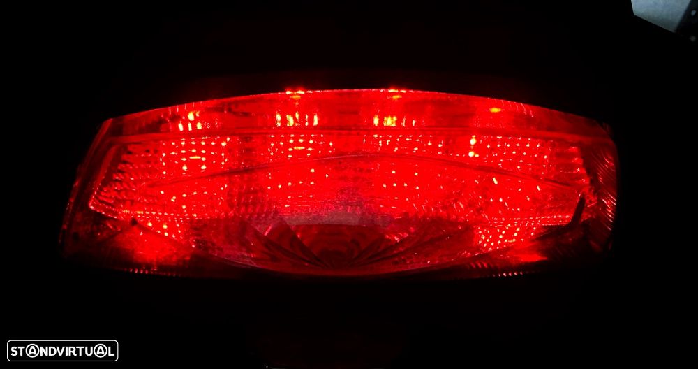 Suzuki GSX 1000 S - 18