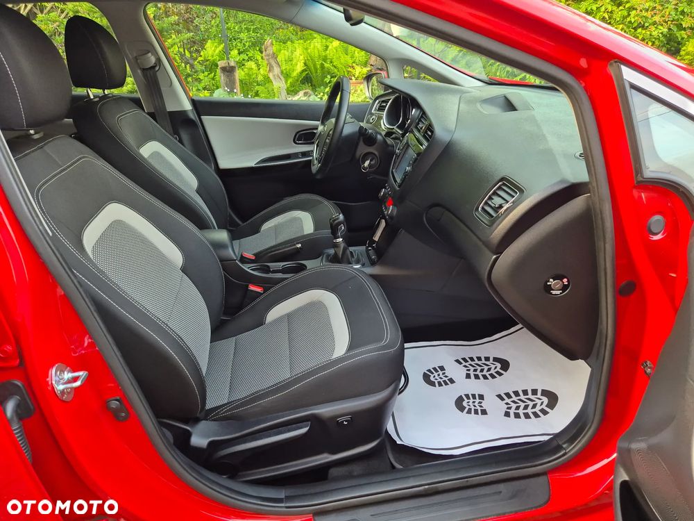 Kia Ceed 1.4 CVVT Edition 7 - 23