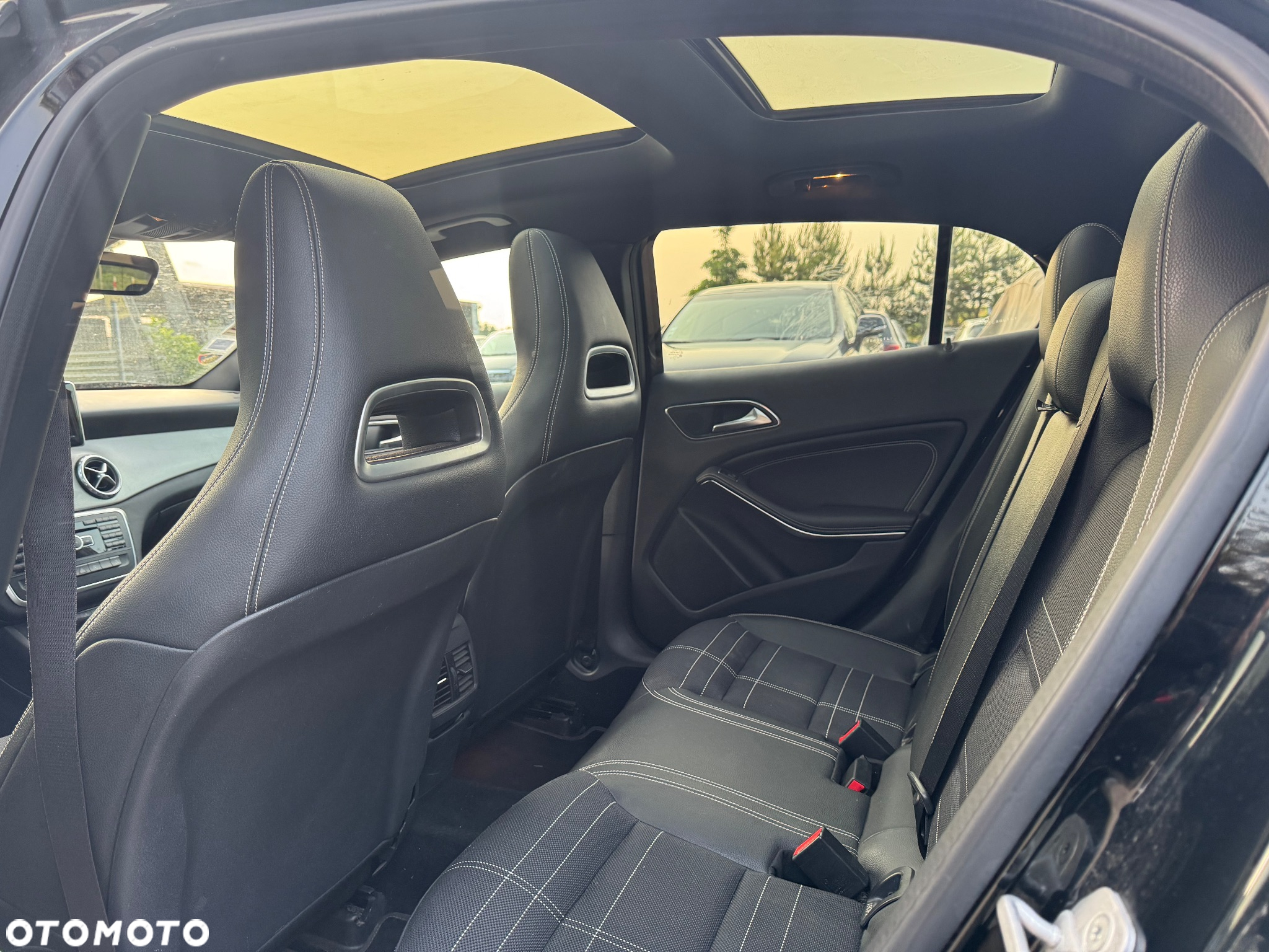 Mercedes-Benz GLA 200 d 4Matic 7G-DCT Activity Edition - 8