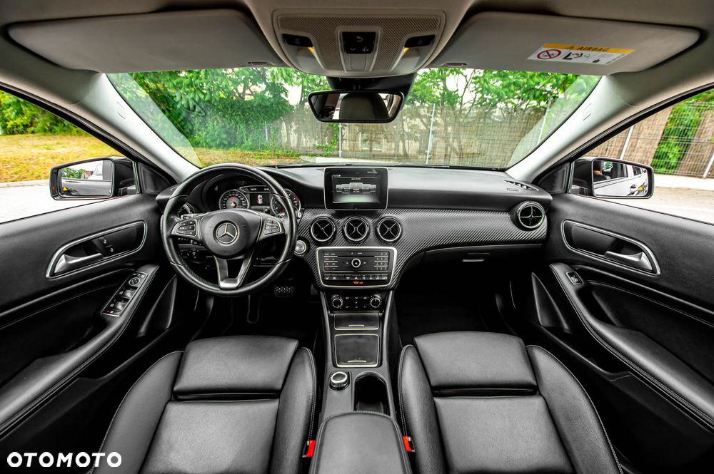 Mercedes-Benz GLA 250 4Matic 7G-DCT Activity Edition - 5