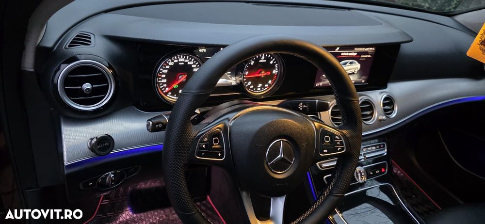 Mercedes-Benz E 220 d 9G-TRONIC AMG Line - 38