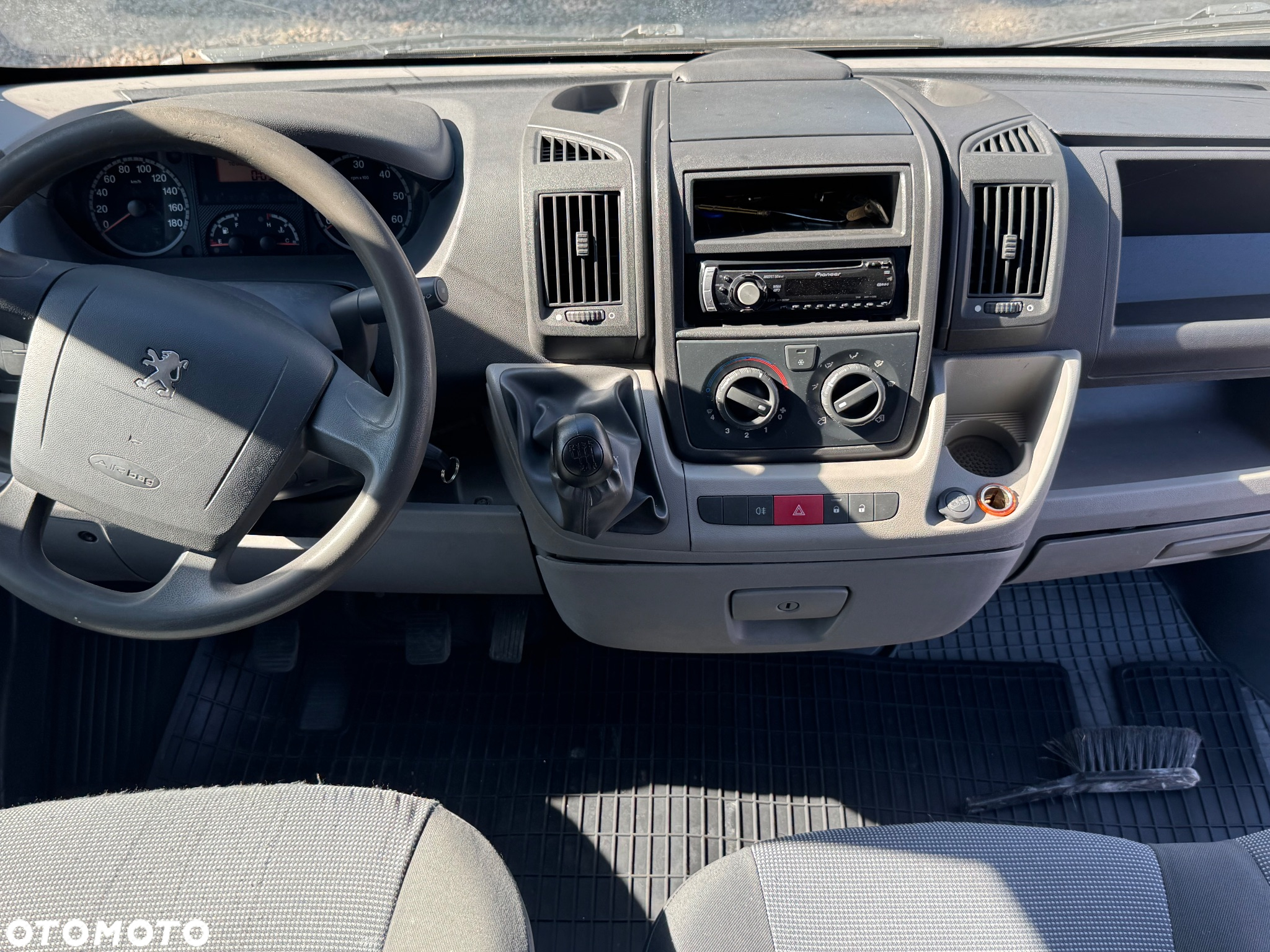 Peugeot Boxer - 4