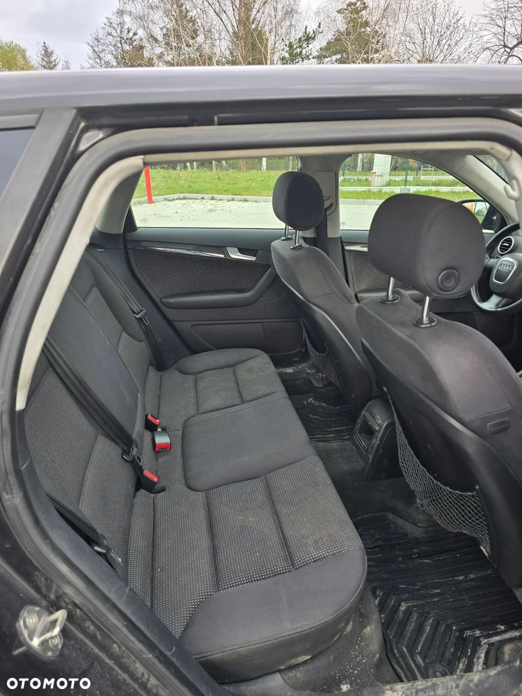 Audi A3 Sportback 2.0 TDI DPF Ambiente - 19