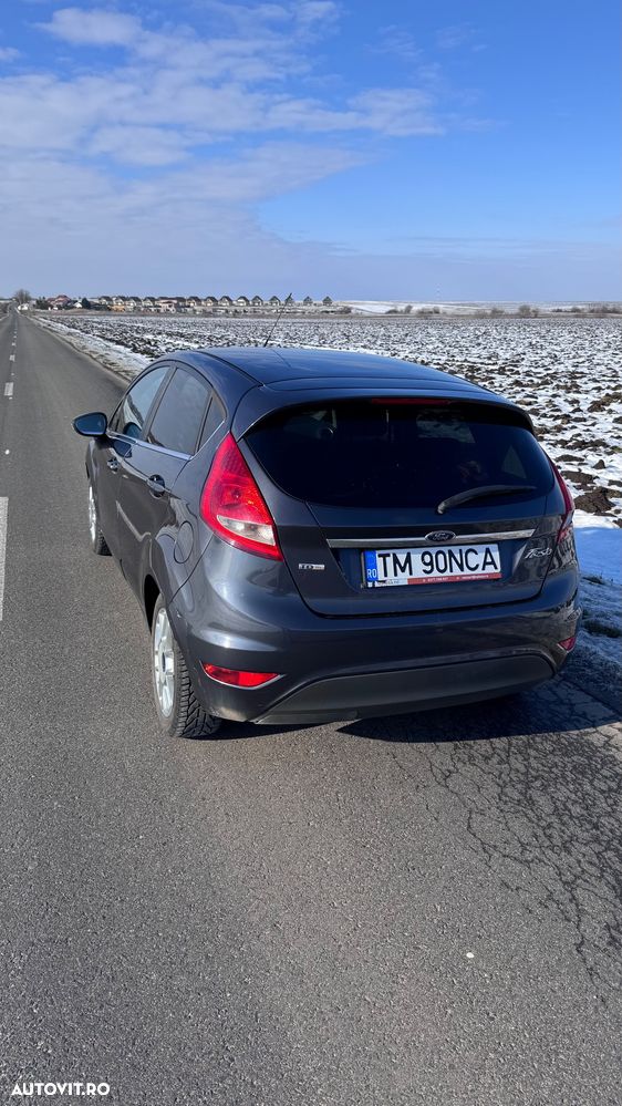 Ford Fiesta 1.4 TDCI Titanium - 13