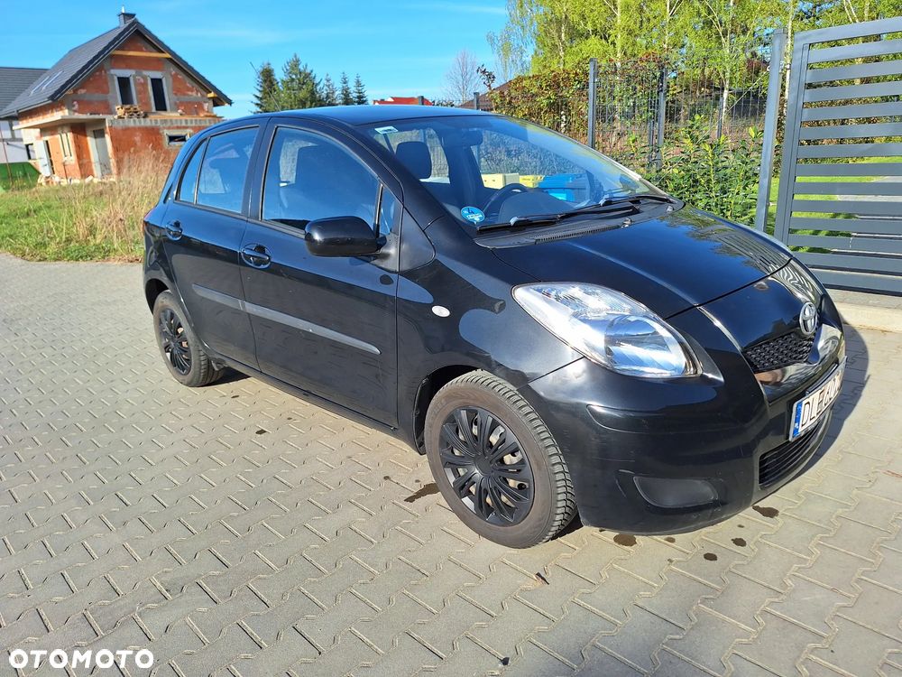 Toyota Yaris 1.33 Luna - 4