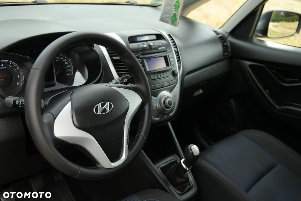 Hyundai ix20 - 24