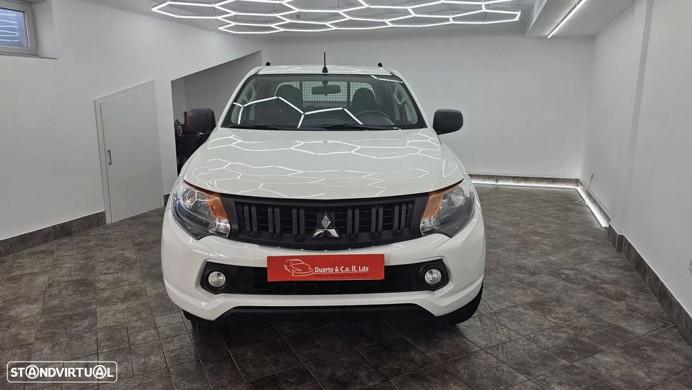 Mitsubishi l200 2.4 di-d invite 2wd - 2