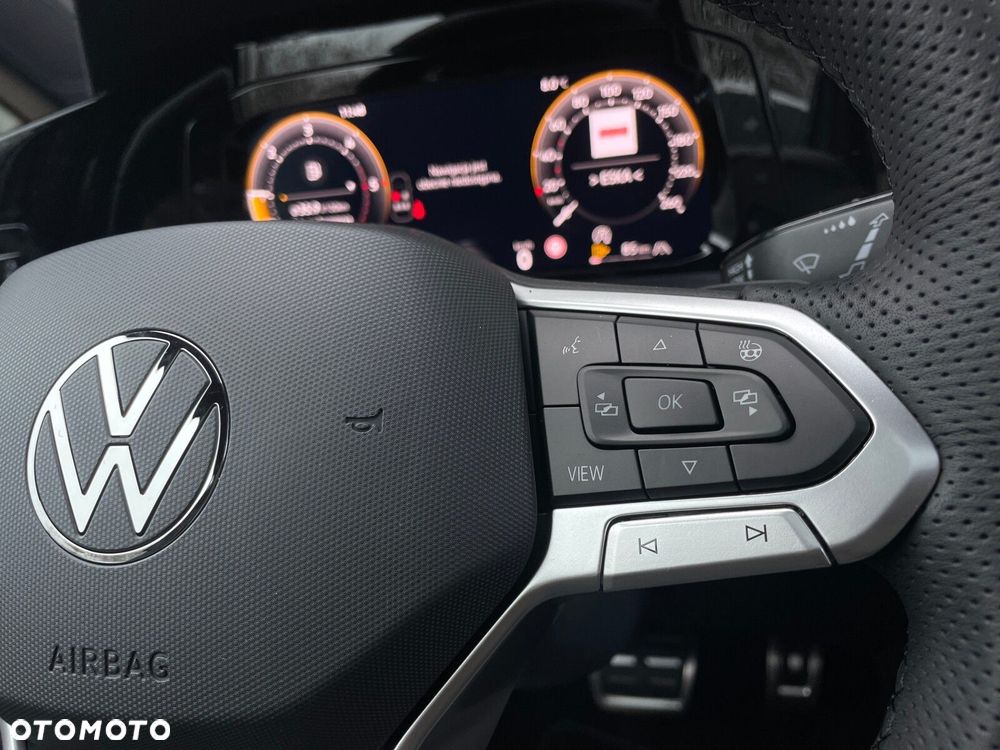 Volkswagen Golf Variant 2.0 TDI R-Line Plus DSG - 17