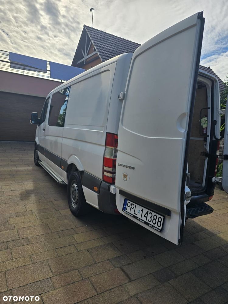 Mercedes-Benz Sprinter - 19