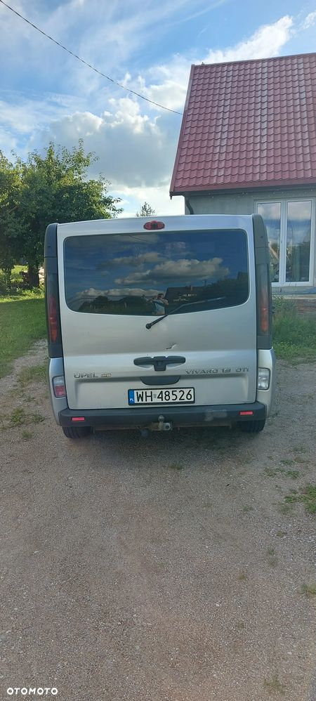 Opel Vivaro Tour - 4