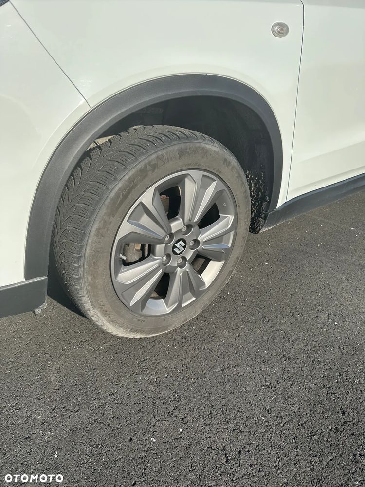 Suzuki Vitara 1.4 Boosterjet Premium 2WD - 17