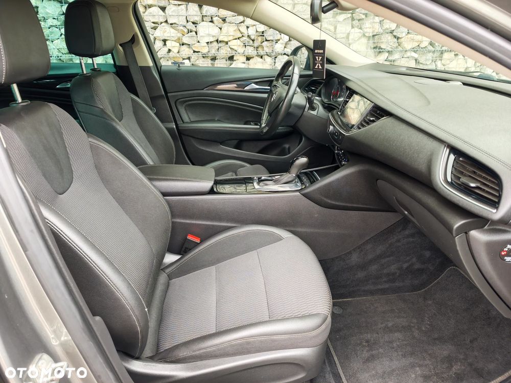 Opel Insignia 2.0 Exclusive - 22