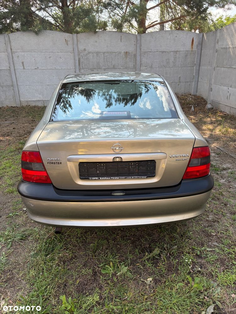 Opel Vectra 2.0 CD - 5