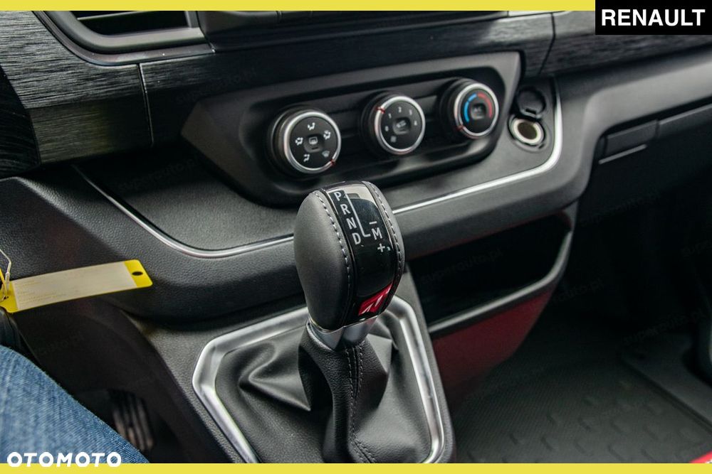 Renault Trafic - 25