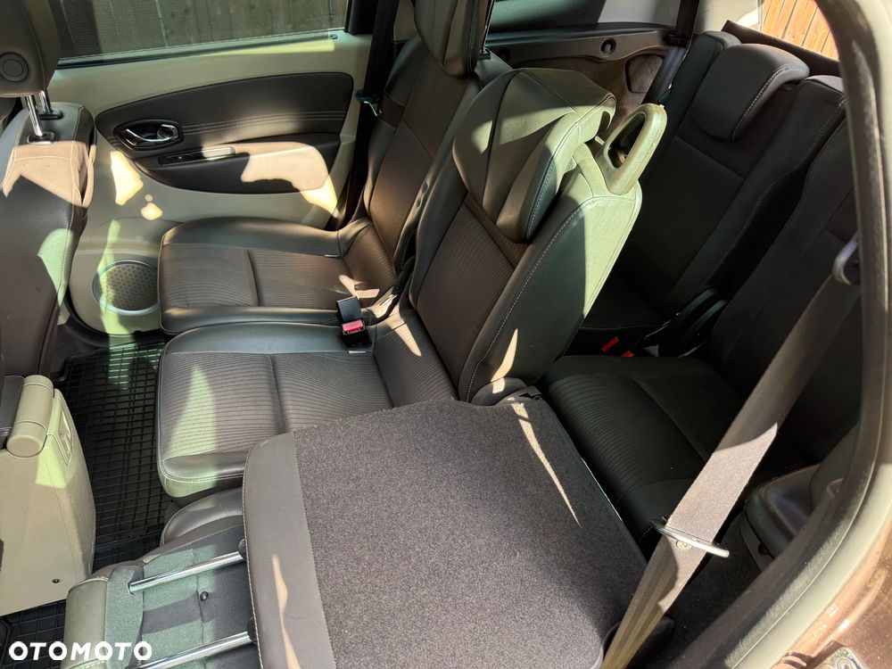 Renault Grand Scenic Gr 1.4 16V TCE TomTom Edition - 11