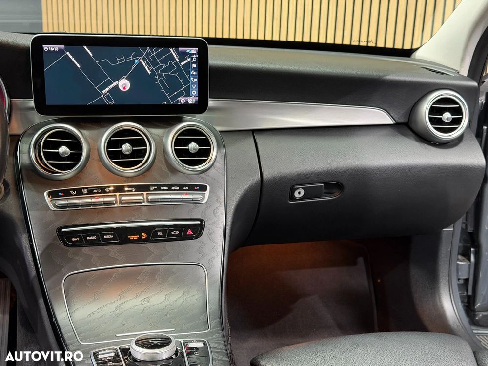 Mercedes-Benz C - 15