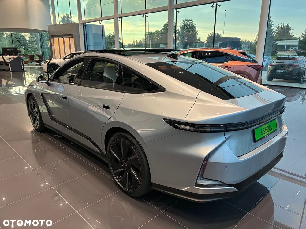 Lexus ES 500e Prestige AWD - 2