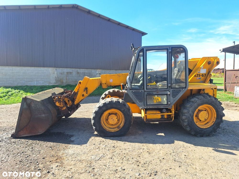 JCB 525-67 4X4 - 8