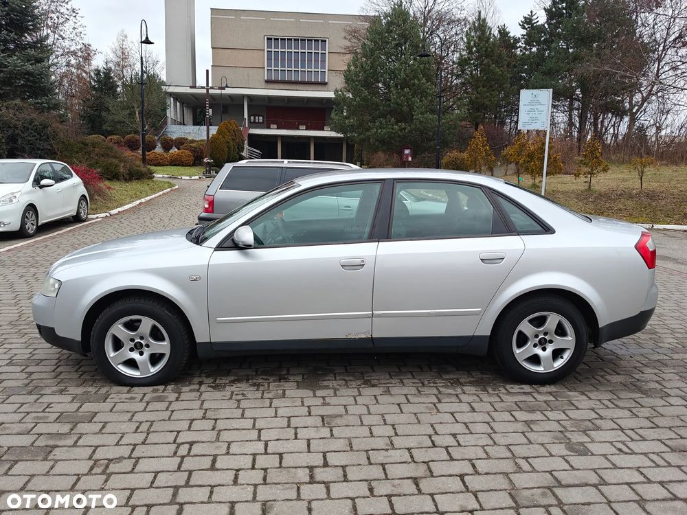 Audi A4 Limousine - 15