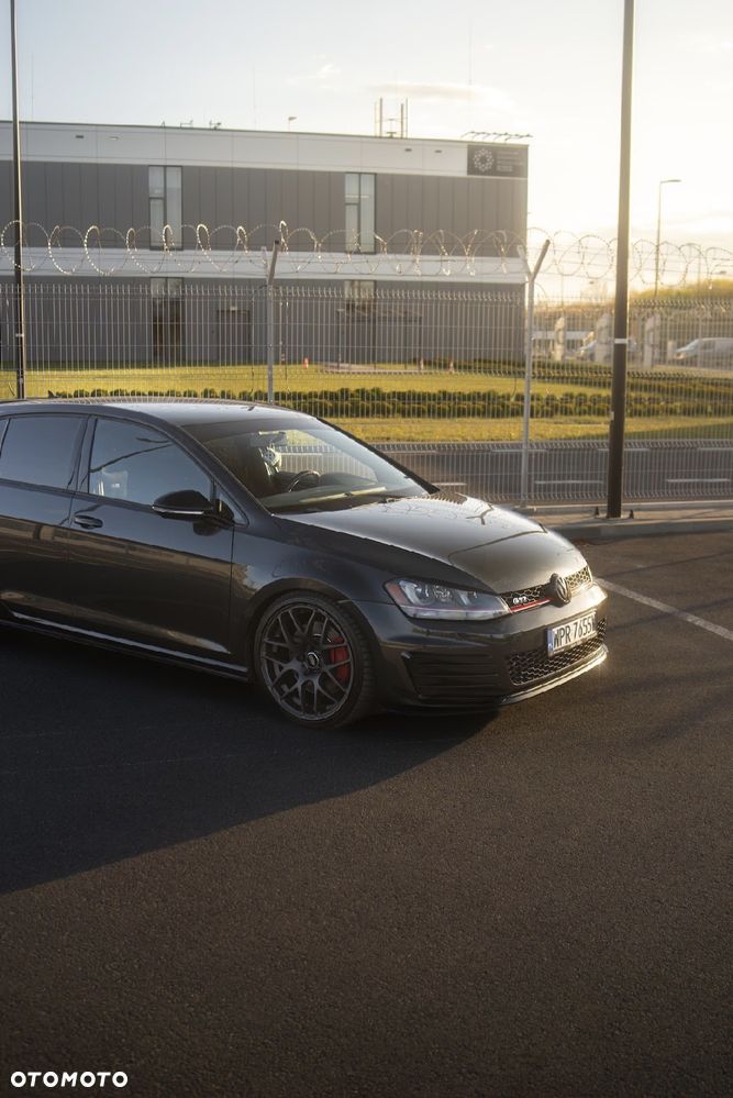 Volkswagen Golf 2.0 TSI BMT GTI DSG - 6