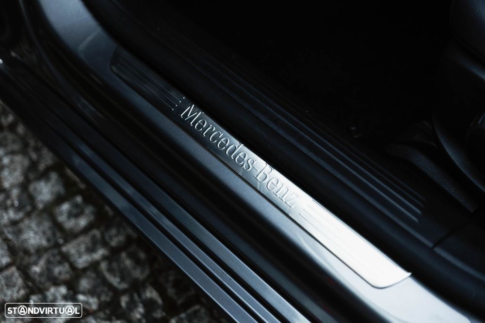 Mercedes-Benz A 250 e Progressive - 8