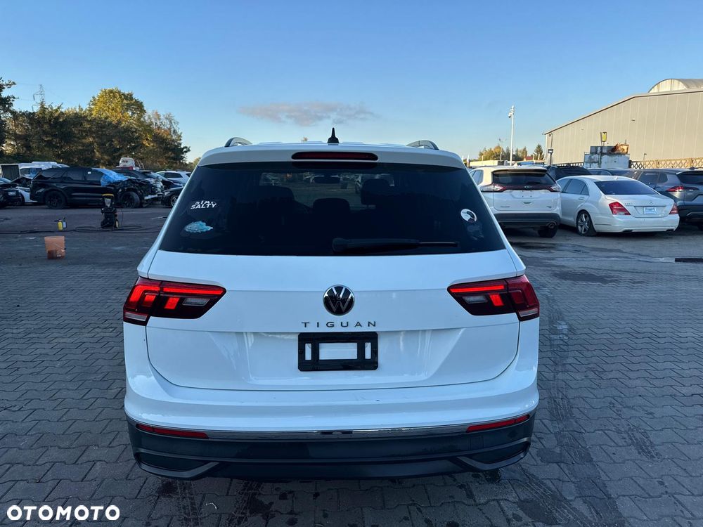 Volkswagen Tiguan Allspace - 8