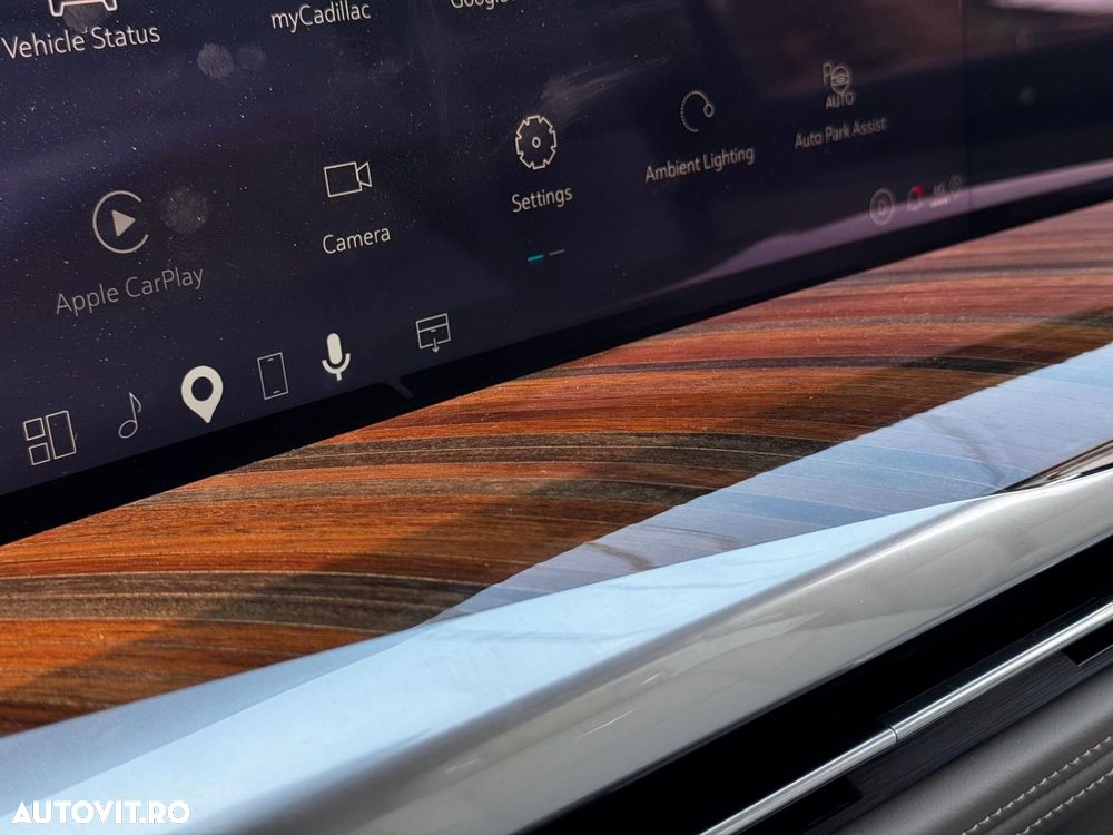 Cadillac Escalade - 30