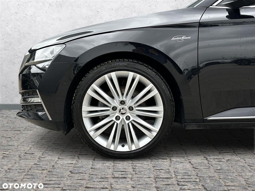 Skoda Superb 2.0 TDI SCR L&K DSG - 37