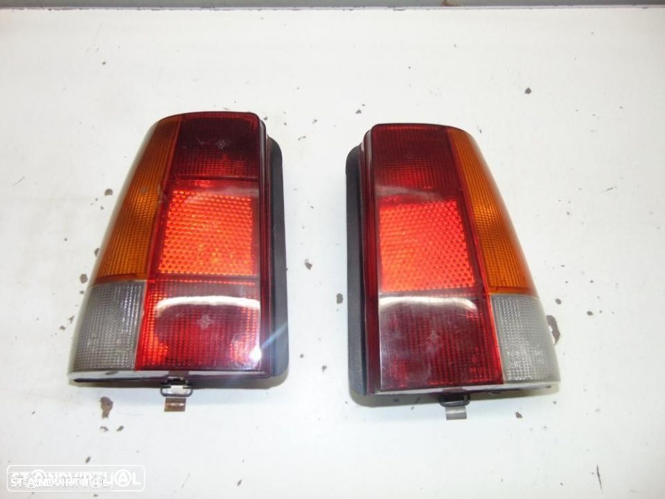 Peugeot 505 carrinha Break farolins - 1