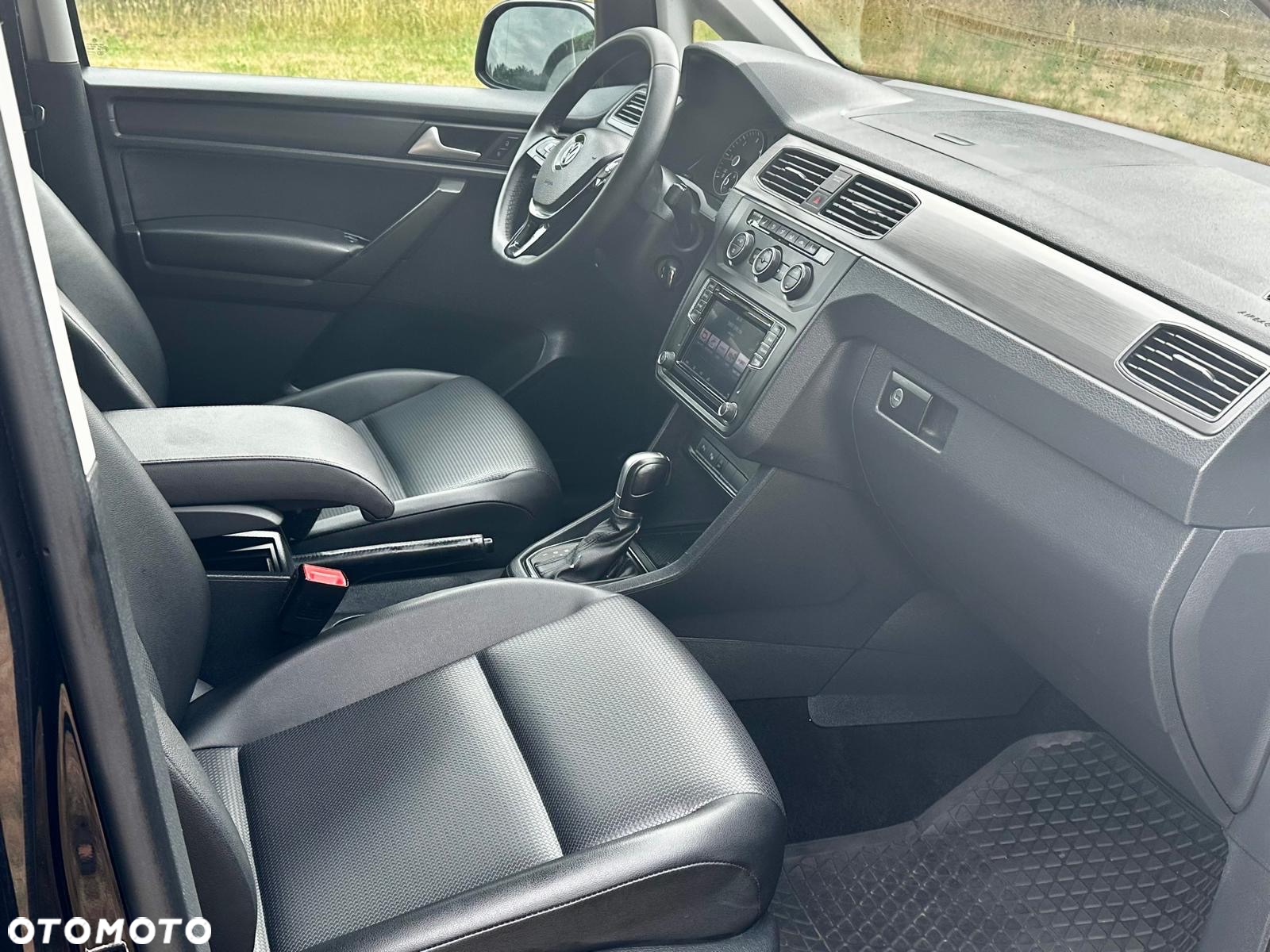 Volkswagen Caddy Maxi 2.0 TDI Comfortline DSG - 27