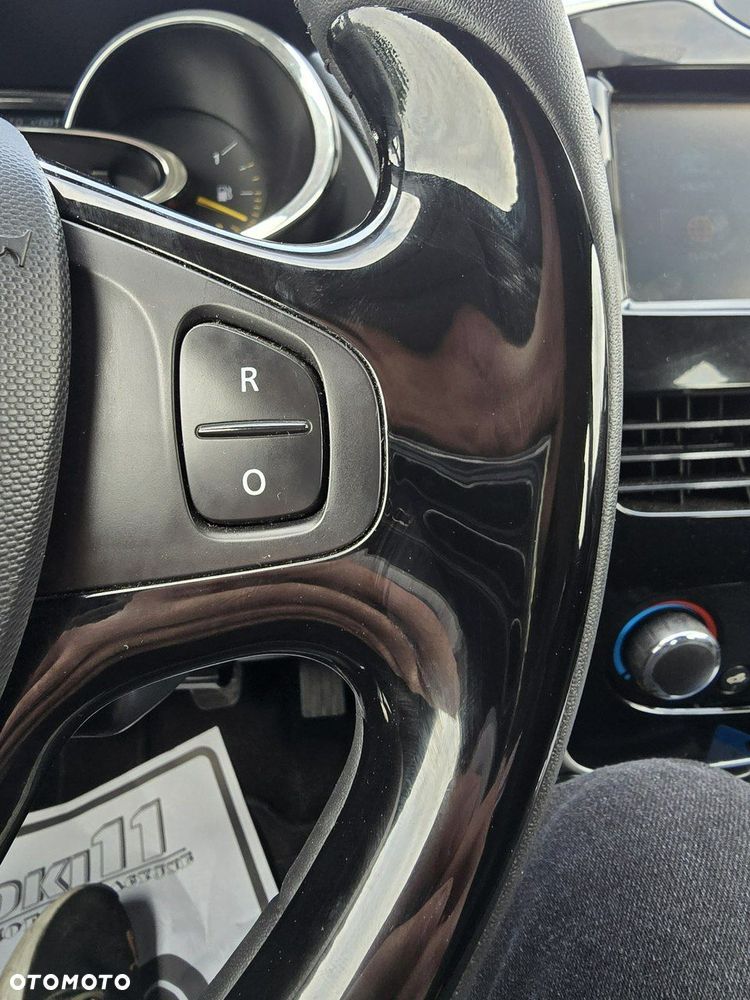 Renault Clio - 30