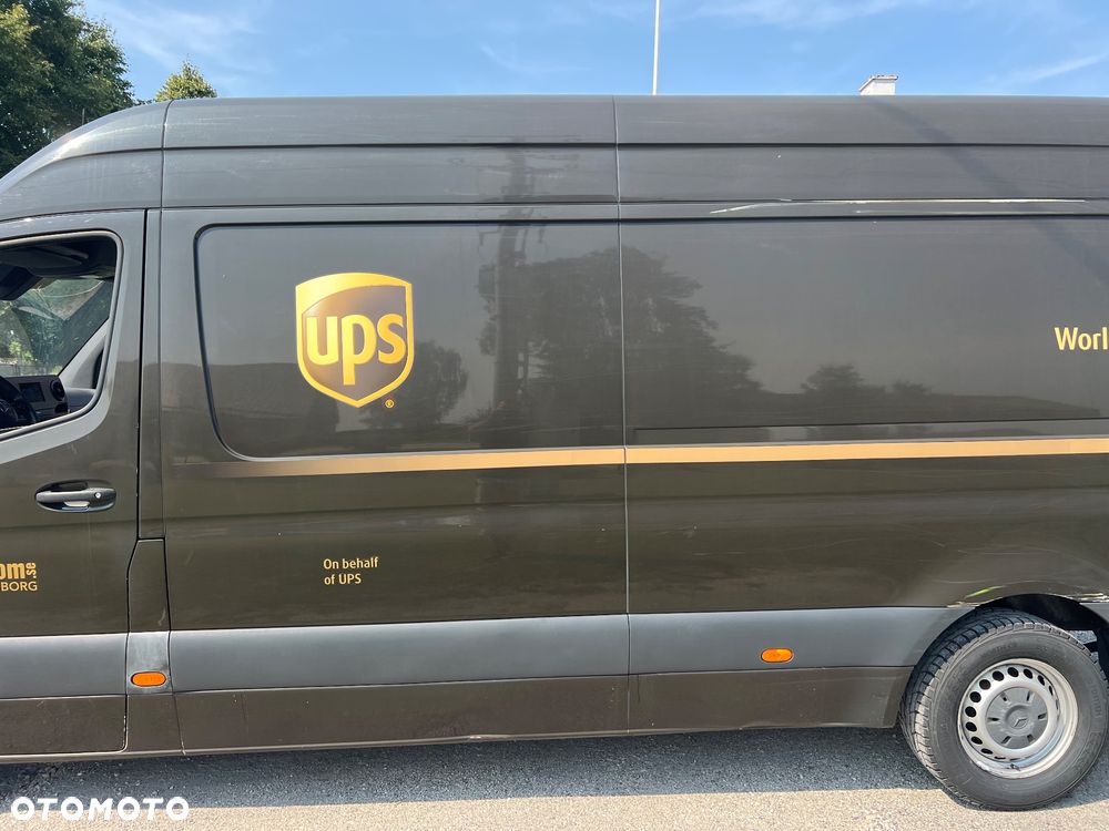 Mercedes-Benz SPRINTER 907 Maxi - 25