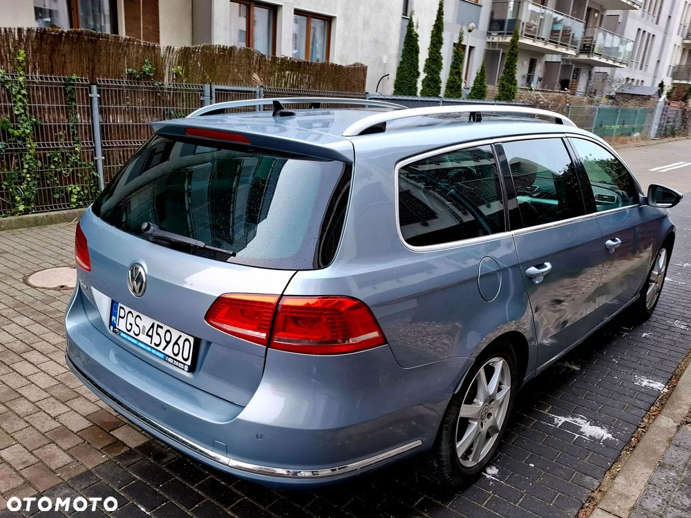 Volkswagen Passat 2.0 TDI DPF DSG Highline - 8