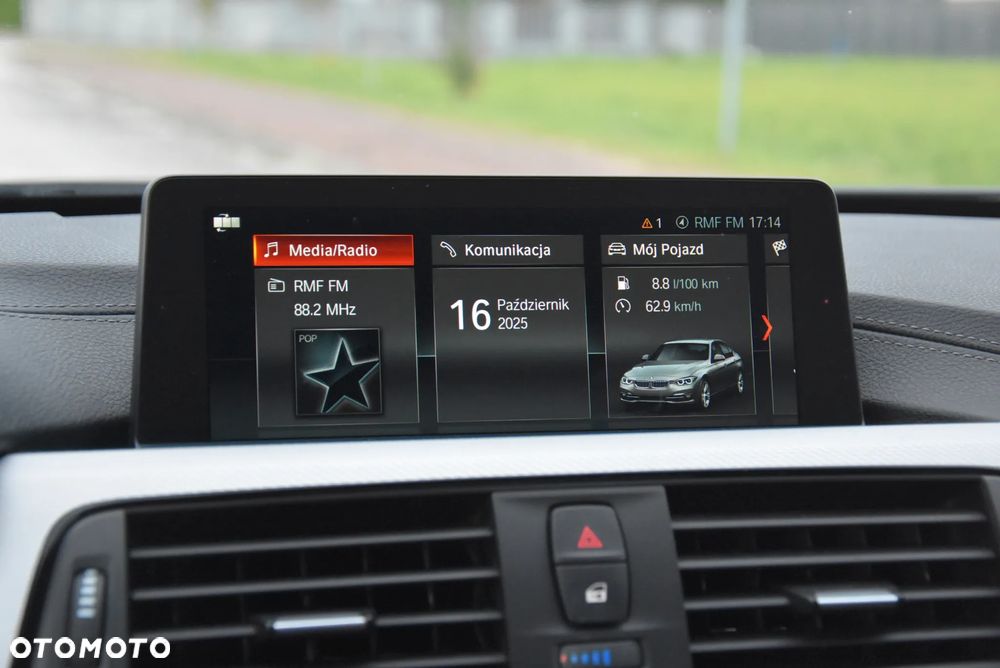 BMW Seria 3 320i Edition M Sport Shadow - 33