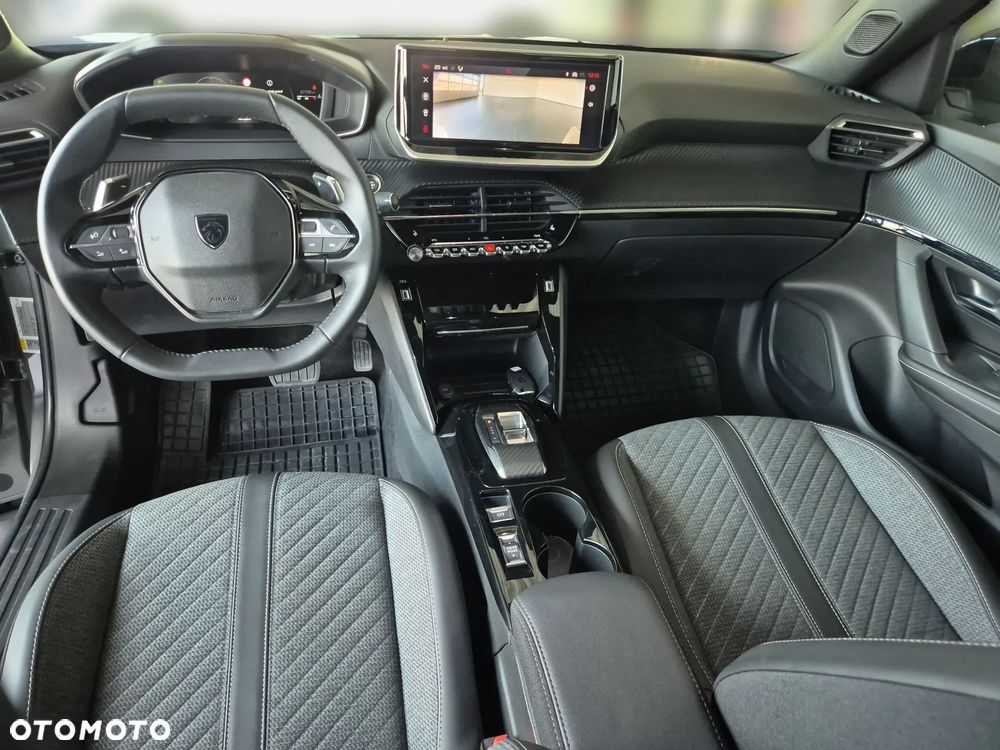 Peugeot 2008 PureTech 130 Allure S&S EAT8 - 24