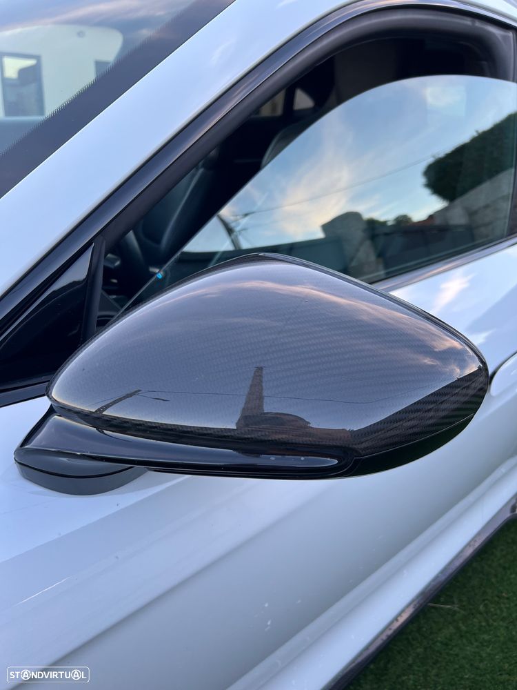 Porsche Taycan Turbo S - 16