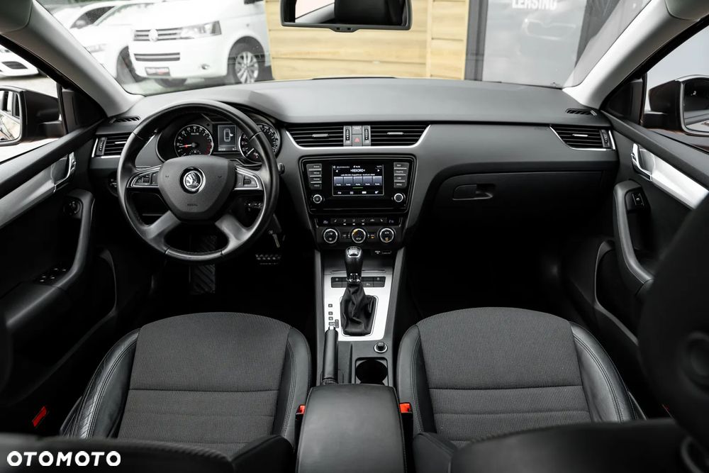 Skoda Octavia 2.0 TDI 4x4 Elegance DSG - 27