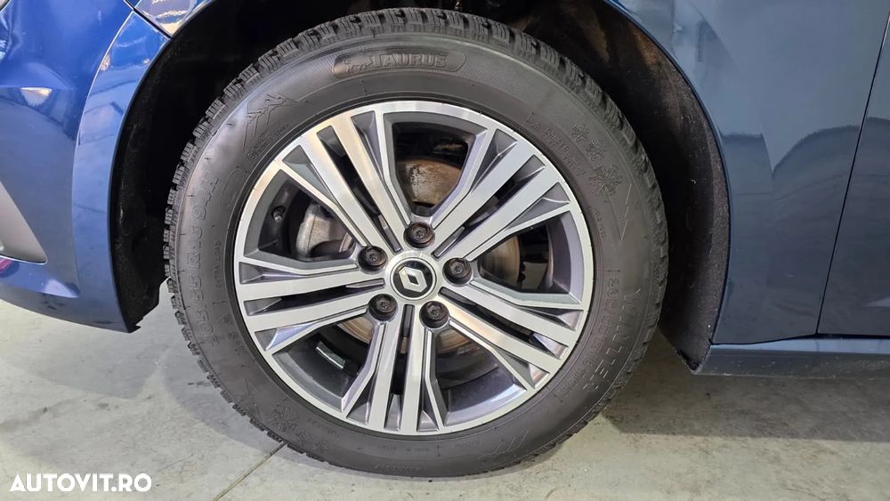 Renault Megane TCe 140 GPF Techno - 12