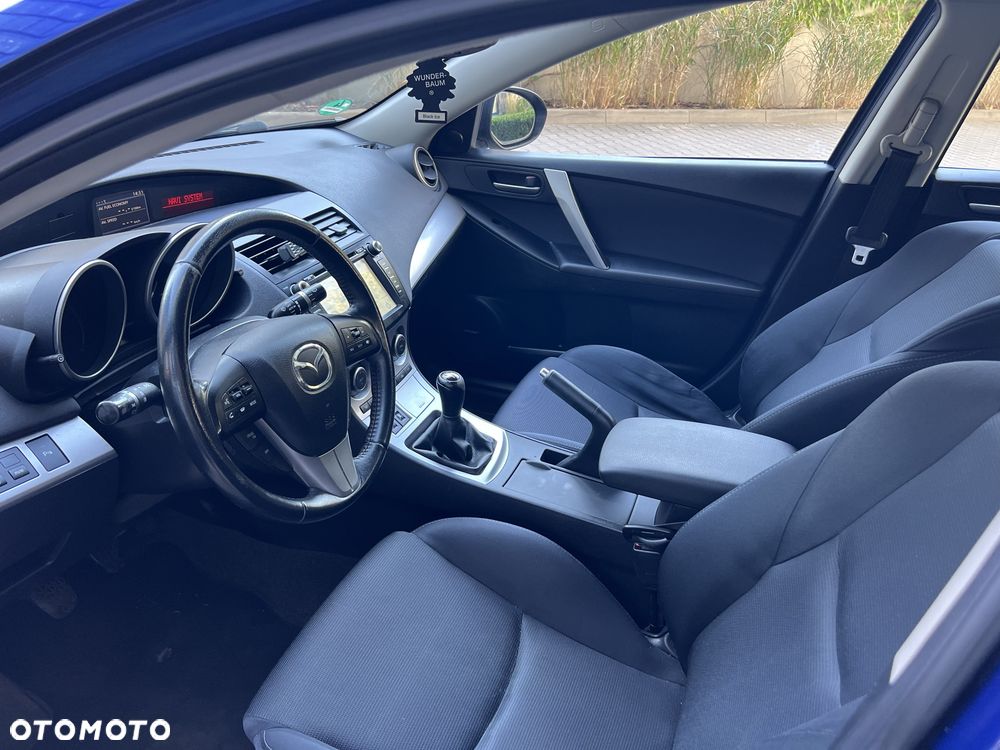 Mazda 3 - 7