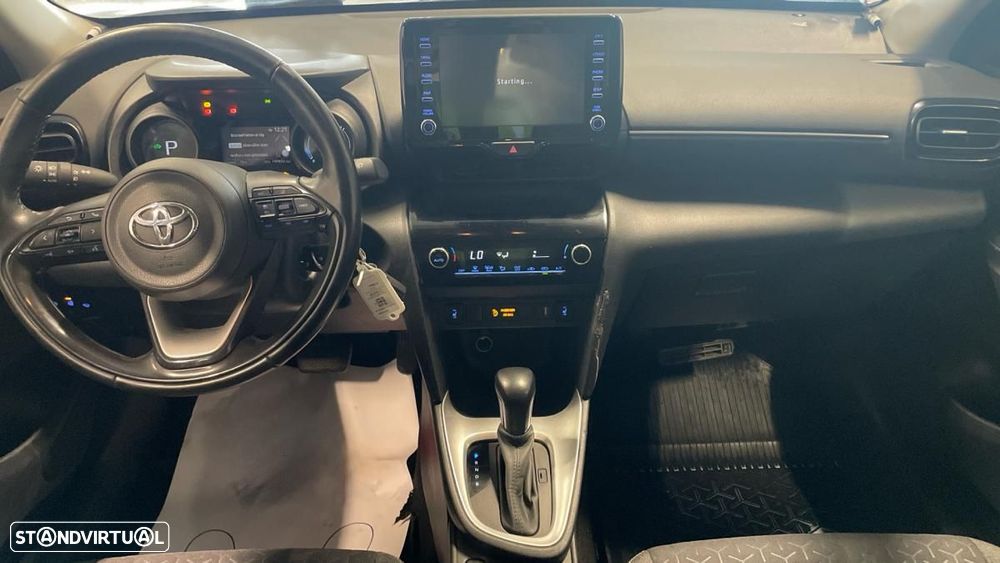 Toyota Yaris Cross 1.5 HDF Comfort - 4