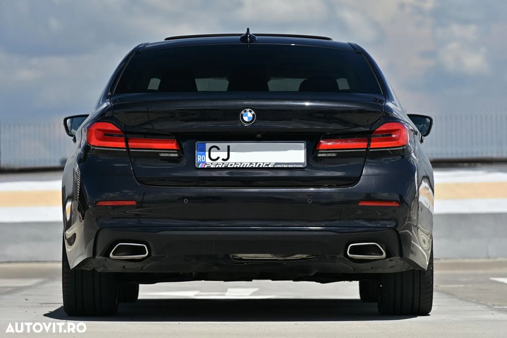 BMW Seria 5 530d xDrive AT MHEV - 4