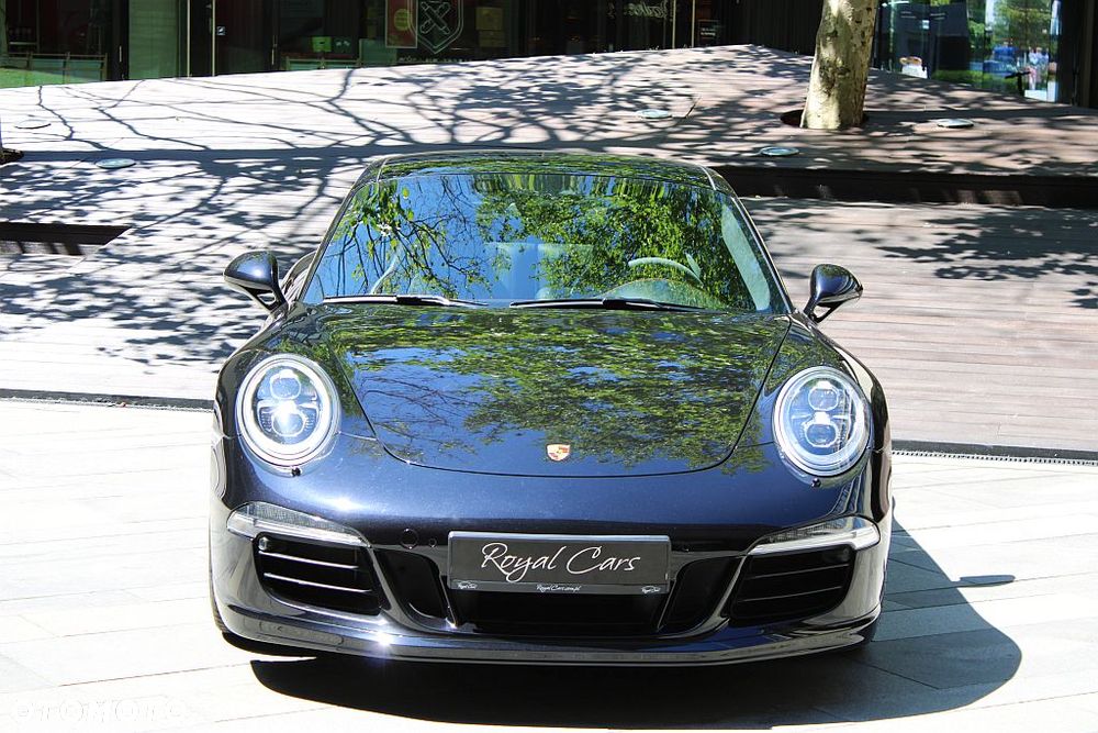 Porsche 911 Carrera 4 GTS PDK - 7
