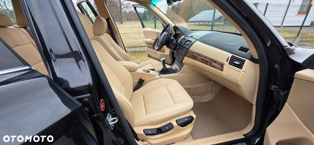 BMW X3 xDrive25i - 24