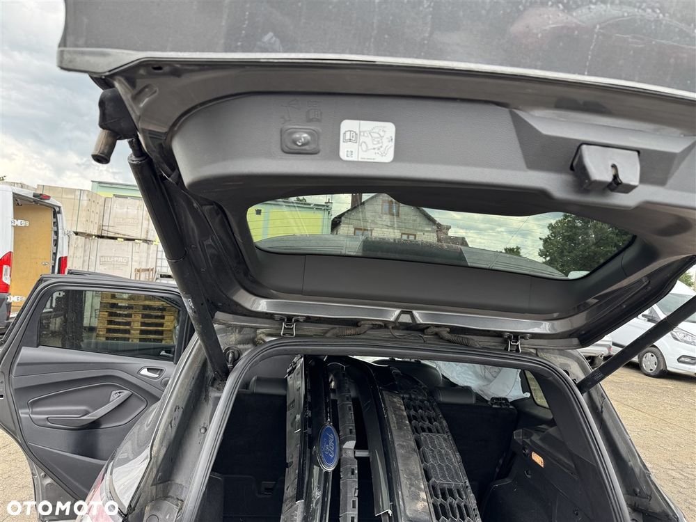 Ford Kuga 2.0 TDCi AWD ST-Line - 22