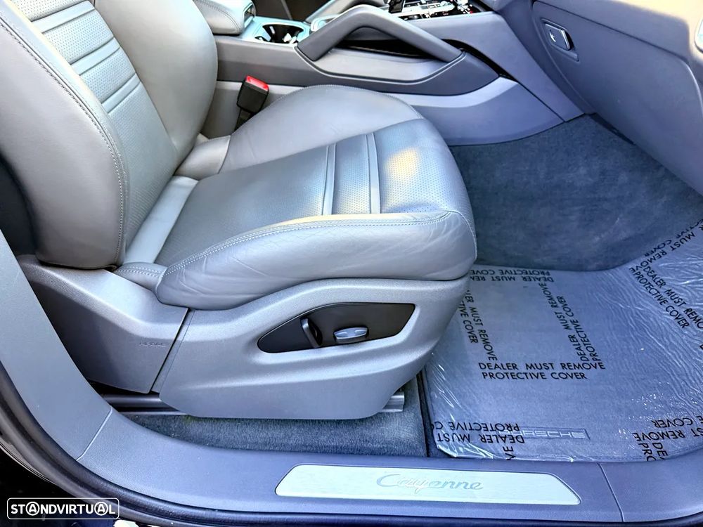 Porsche Cayenne Coupé E-Hybrid Tiptronic S - 26