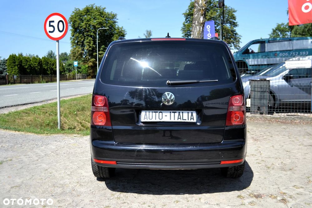 Volkswagen Touran 1.9 TDI DPF Trendline - 6