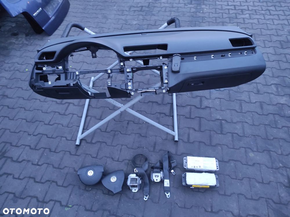 DESKA ROZDZIELCZA KOKPIT KONSOLA VW PASSAT B6 CZARNA AIRBAG POD TELEFON CLIMATRONIC ZESTAW WYSYŁKA !!! - 1