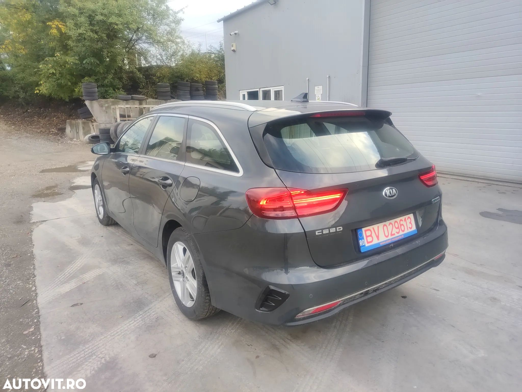 Kia Ceed - 1